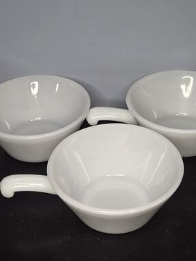 Vintage MCM Anchor Hocking USA glossy white milk glass soup/casserole bowls